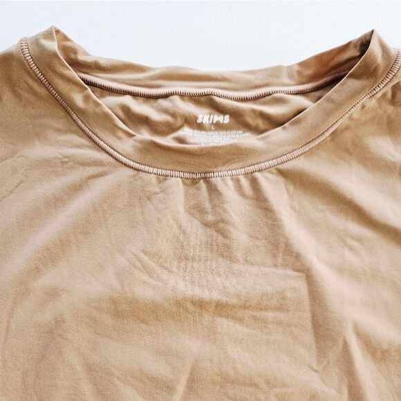 NWT Skims Fits Everybody Short Sleeve Crew Neck T-Shirt Thong Bodysuit Sienna L - Picture 9 of 10